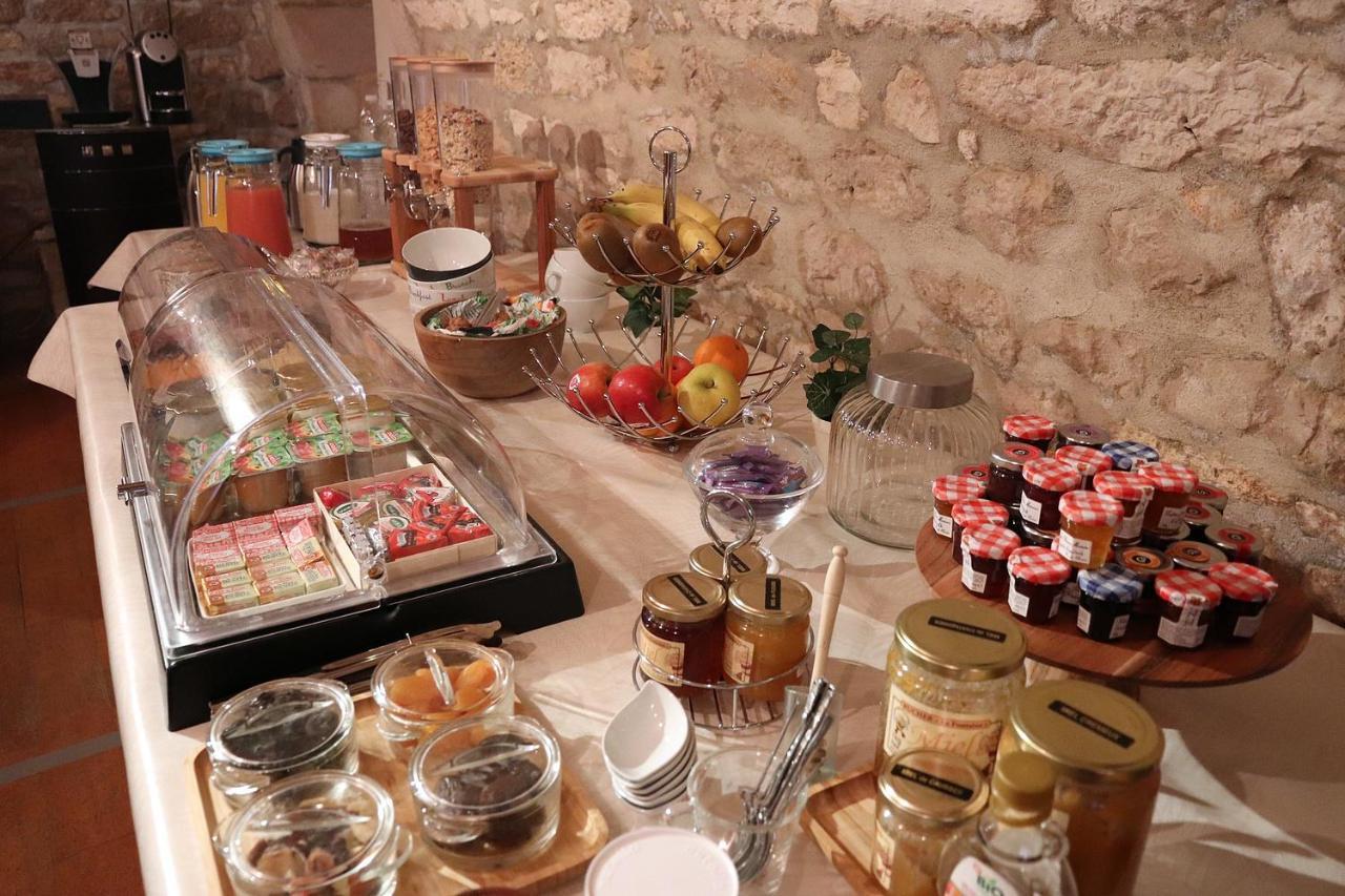 Le Pavillon Saint-Martin Otel Souillac Dış mekan fotoğraf