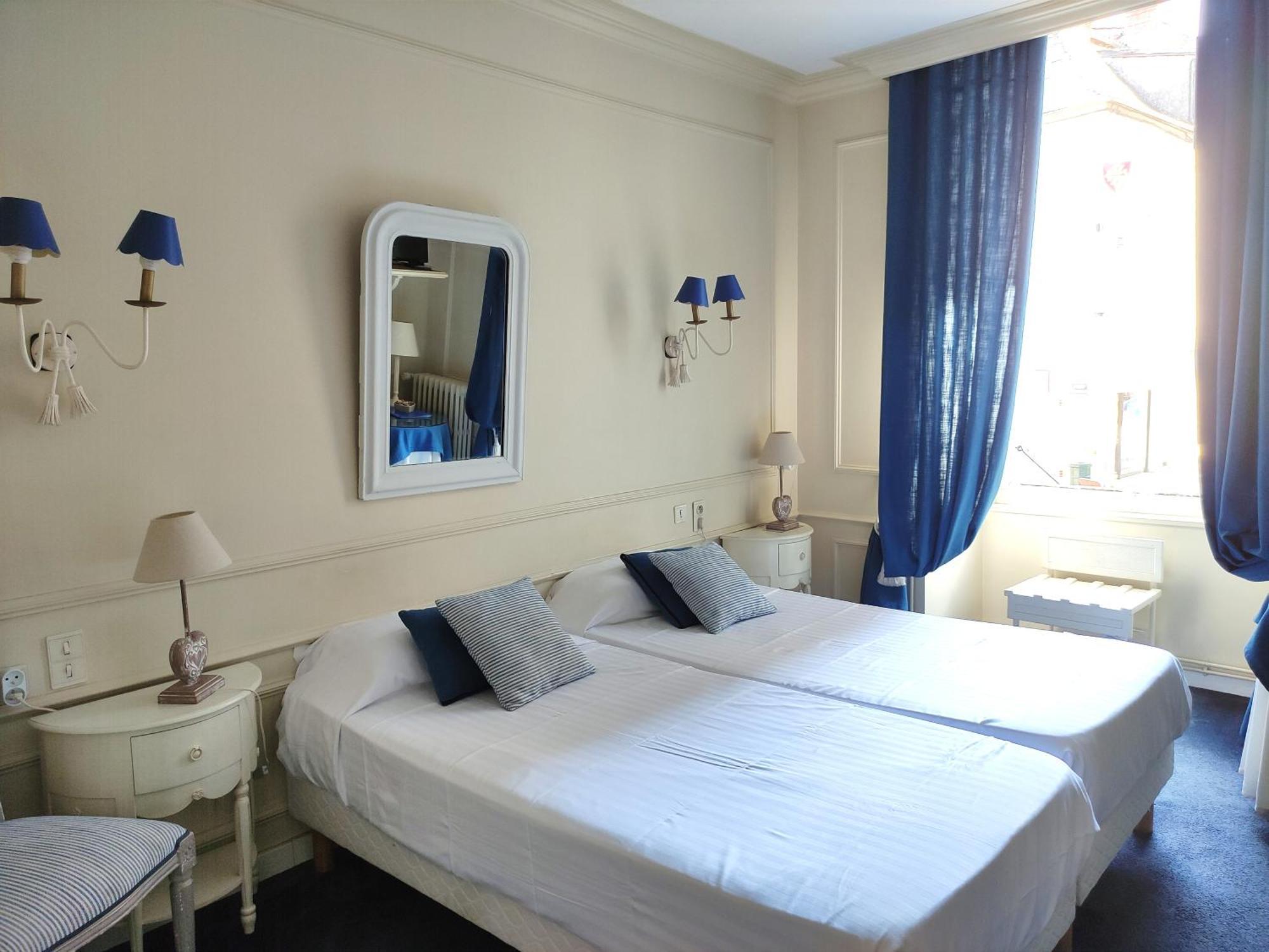 Le Pavillon Saint-Martin Otel Souillac Dış mekan fotoğraf